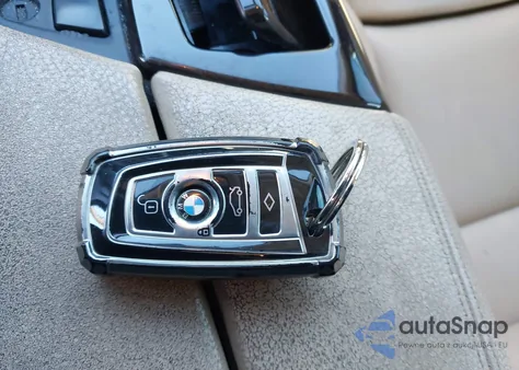 2011 BMW 528I z USA, uszkodzony, nr VIN WBAFR1C50BC746170